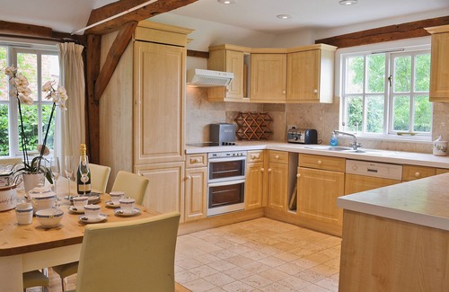 Leigh Cabaña | 5 habitaciones alojamiento en Hildenborough, cerca de Tonbridge