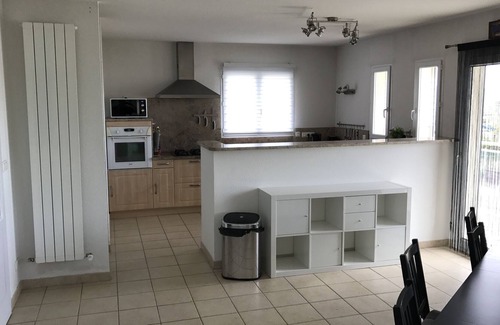 Egat Apartamento | 4 Bedroom Apartment in a Quiet Area