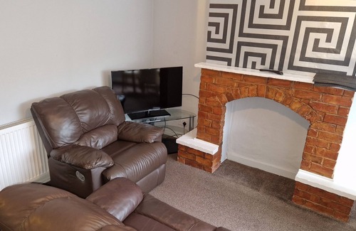 Birmingham Casa | 4 bedroom comfortable house great for families