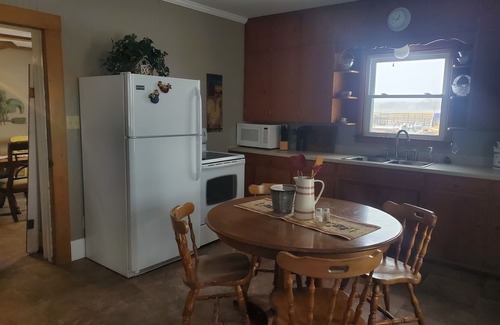 Pierce County Otro | 4 bedroom country farmhouse