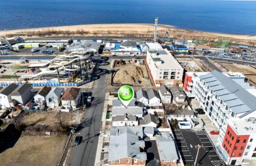 Keansburg Casa | 4-bedroom cozy beach house