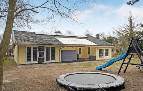 Kramnitse Casa | 4 Bedroom Cozy Home In Rødby