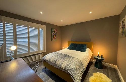 Lewes Casa | 4 Bedroom En-Suite Townhouse