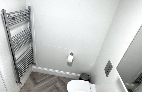 Cantelowes Casa | 4 bedroom flat in Camden Town