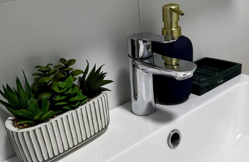 Cantelowes Casa | 4 bedroom flat in Camden Town