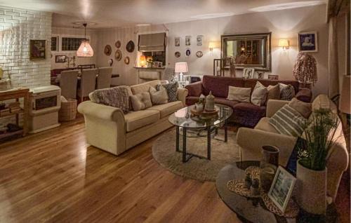Askvoll Casa | 4 Bedroom Gorgeous Home In Atløy
