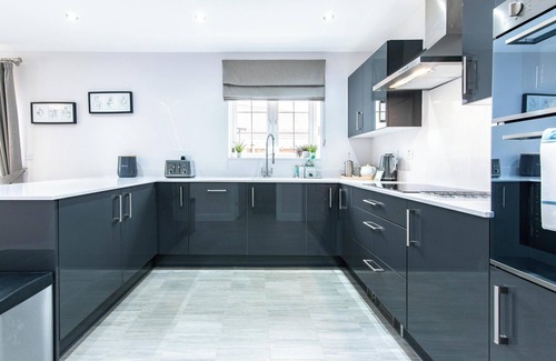 Radcliffe on Trent Casa | 4 Bedroom House Ideal for Families and Corporate Stays in Radcliffe on Trent