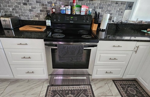 Grove City Casa | 4-bedroom house in charming Englewood with WiFi, AC. Relax and unwind