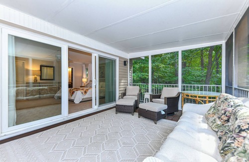 Greensboro Casa | 4-bedroom house in Greensboro.