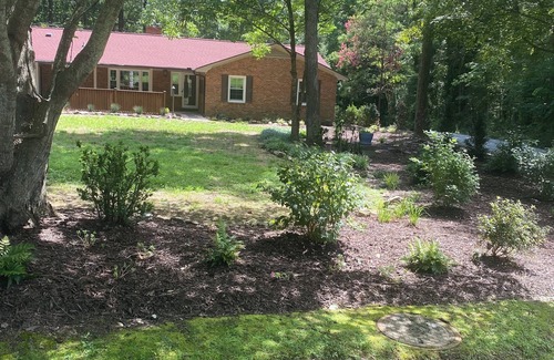 Greensboro Casa | 4-bedroom house in Greensboro.