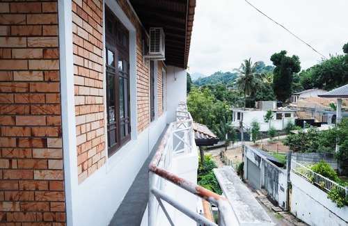 Kandy Casa | 4-bedroom house in tranquil Kandy with AC, WiFi