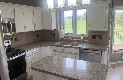 Omaha Casa | 4- Bedroom House on Tiburon Golf Course! Book now