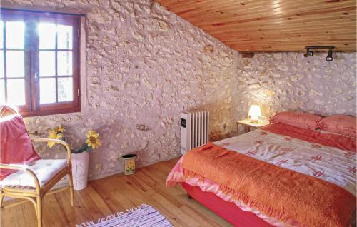 Douzillac Casa | 4 Bedroom Lovely Home In Douzillac