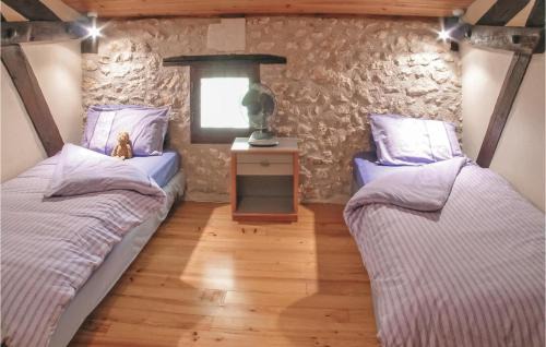 Douzillac Casa | 4 Bedroom Lovely Home In Douzillac