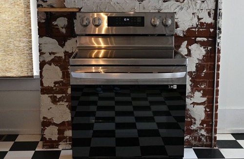 Midtown Casa | 4 Bedroom Memphis Historic Home and Summer In-ground Swimming Pool