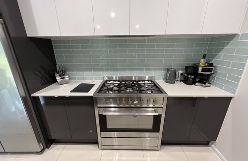 Landsborough Casa | 4 Bedroom Modern Home