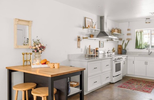 Coronado Casa | 4 bedroom private retreat in the heart of downtown