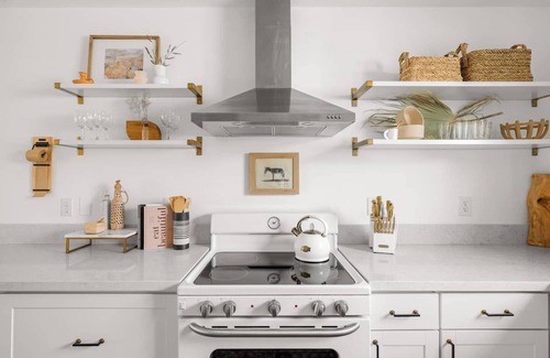 Coronado Casa | 4 bedroom private retreat in the heart of downtown