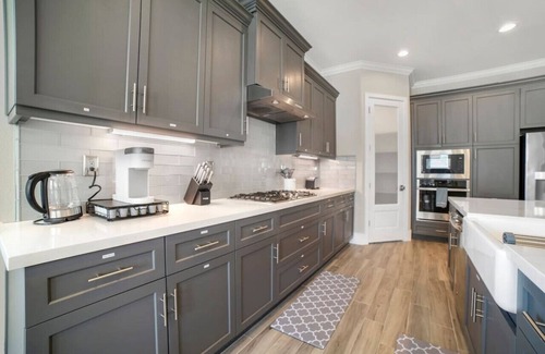 Lodi Casa | 4 Bedroom Sleeps 10 l Family Home l Near Wineries