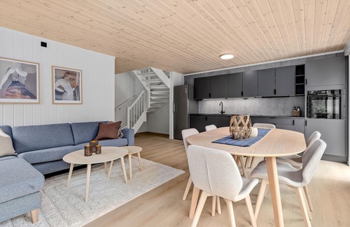 Risor Casa | Impresionante casa de 4 dormitorios en.