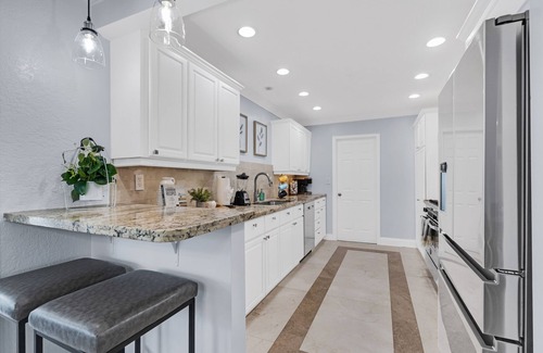 Lighthouse Point Casa | 4-bedroom vacation home just 24 minutes from Las Olas Beach