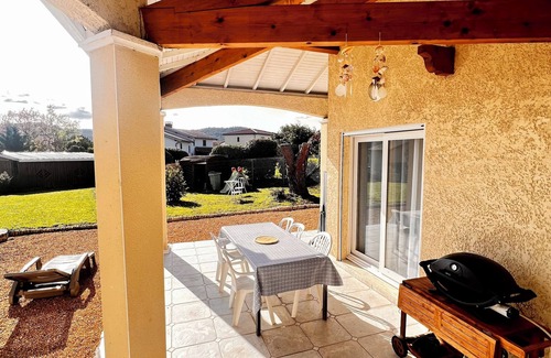 Les Olmes Villa | 4-bedroom villa, 15 minutes from Lyon +1 optional additional bedroom