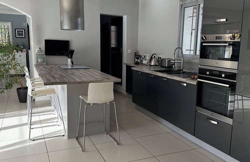 Mimet Casa | 4-bedroom villa with swimming pool, quiet location between Aix en Provence and Marseille