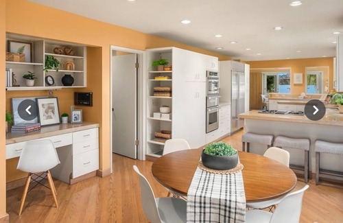 Mercer Island Casa | 4 BR, 2.5 bath Waterfront House on Mercer Island!