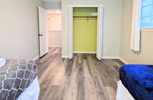 Franklin Park Casa | 4 BR-Close to Downtown and All attractions with lots of space.