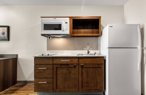 Dupont Hotel | 4 Budget-Friendly Denver Units Near Dick’s Stadium | Pets are Allowed