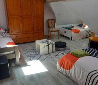 Cerans-Foulletourte Casa | 4 Chambres et dortoir 5x90