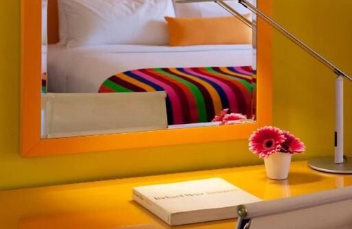 Sonora Sunrise Hotel | 4 Family Friendly Units! Feel at Home for Your Palm Springs Holiday!