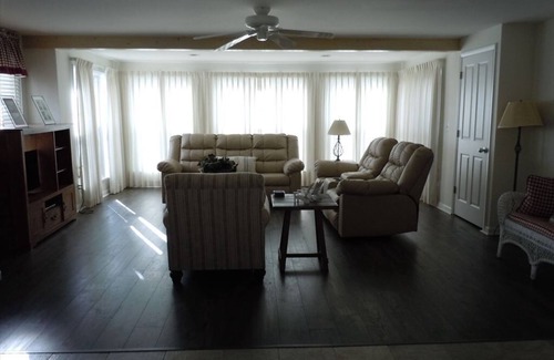 North Beach Haven Apartamento | 4 homes to the beach