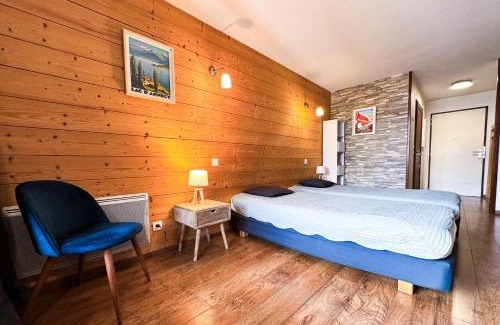 Brides-les-Bains Apartamento | 4- Joli studio Brides-les-Bains avec vue montagne