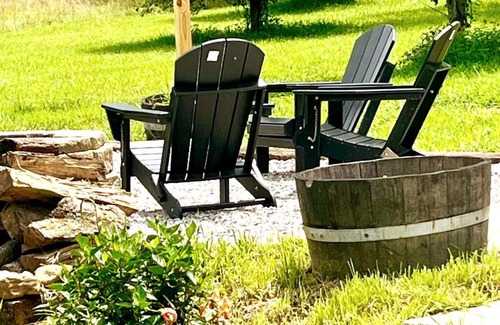 Lawrenceburg Chalet De Esquí | #4 Kentucky Bourbon Trail Bourbon Barrel Cottages