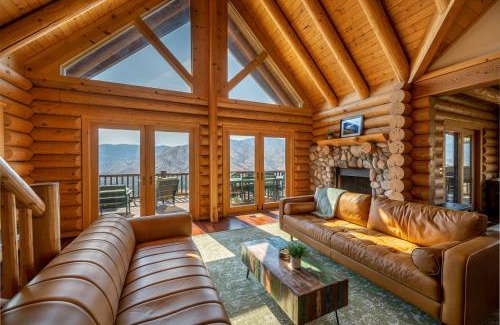 Three Rivers Casa | 4 Kings Log Cabin 150 Acres Spectacular Views