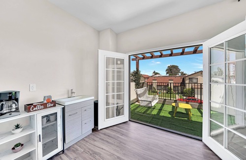 Midway City Casa | 4 Master Bedroom Spacious Central House