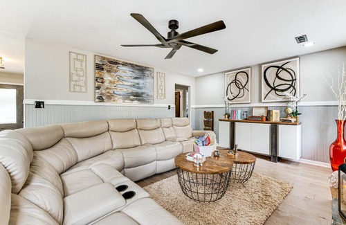 Church Street Casa | 4 Mi to Airport Atlanta Home with Deck and Hot Tub