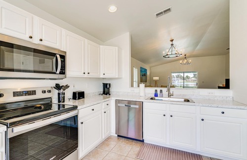 Beachwalk Isles Casa | 4 Mi to Beach: 'Beach Haven' w/ Water Views!