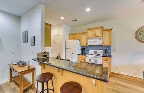Branson Condominio | 4 Mi to Branson Landing: Resort Condo w/ Balcony