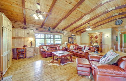 Newland Casa | 4 Mi to Grandfather Mountain Cabin in Newland!