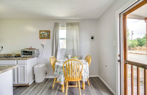 Bosque Farms Cabaña | 4 Mi to Rio Grande: Bosque Farms Home w/ Patio!