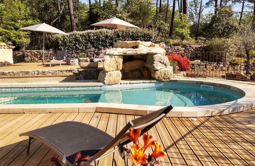 Banne Casa | 4-person gîte, in a country house, in the heart of nature, swimming pool and jacuzzi