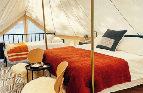 Canoncito Alquiler De RV | 4 Person Glamping Tent @ Field Trip NM