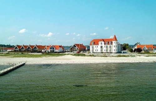 Hejlsminde Strand Apartamento | 4 person holiday home on a holiday park in Hejls