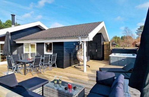 Aalbaek Casa | 4 star holiday home in Ålbæk-By Traum