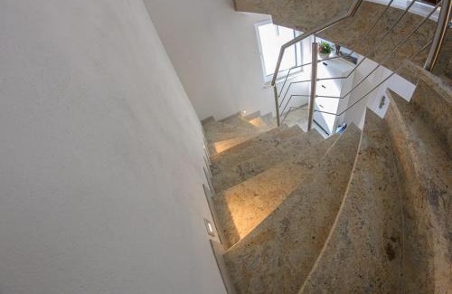 Bernshausen Apartamento | 4 Sterne FeWo Rhönland-Erlebnis in Bernshausen - auch für Wanderreiter