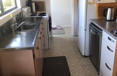 Matarangi Casa | 400m Walk to Beautiful Matarangi Beach