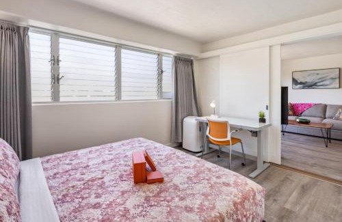 McCully - Moiliili Apartamento | 401 FREE Parking 10 min beach 2b-Waikiki Ala Moana