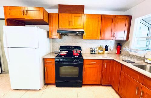 South Sundale Casa | 40223 Fremont Entire Coze 3brs house Free Parking nd AC